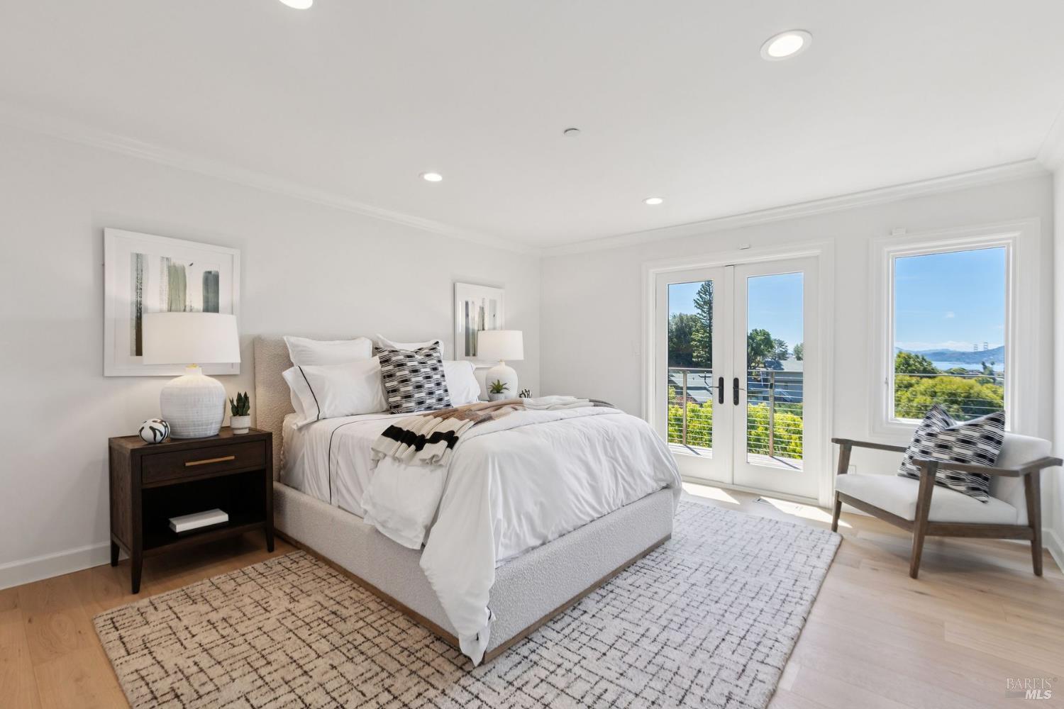 Detail Gallery Image 39 of 68 For 25 Mark Ter, Tiburon,  CA 94920 - 5 Beds | 4 Baths