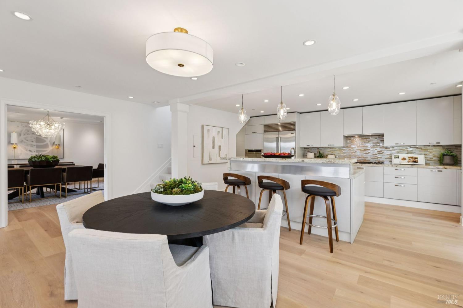 Detail Gallery Image 20 of 68 For 25 Mark Ter, Tiburon,  CA 94920 - 5 Beds | 4 Baths