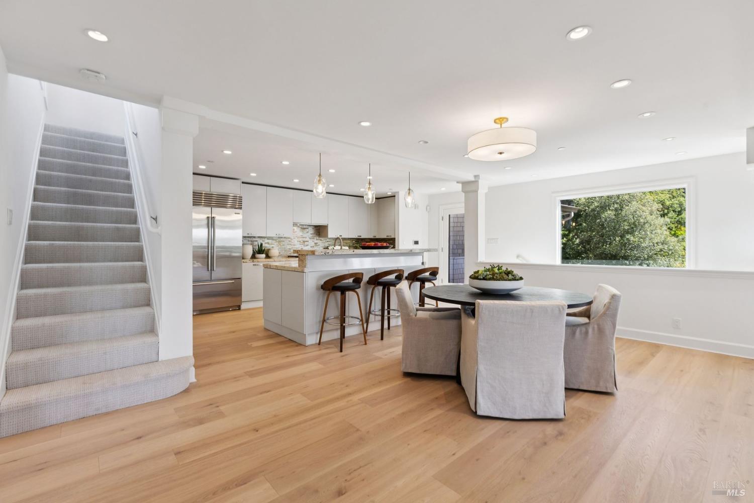 Detail Gallery Image 26 of 68 For 25 Mark Ter, Tiburon,  CA 94920 - 5 Beds | 4 Baths