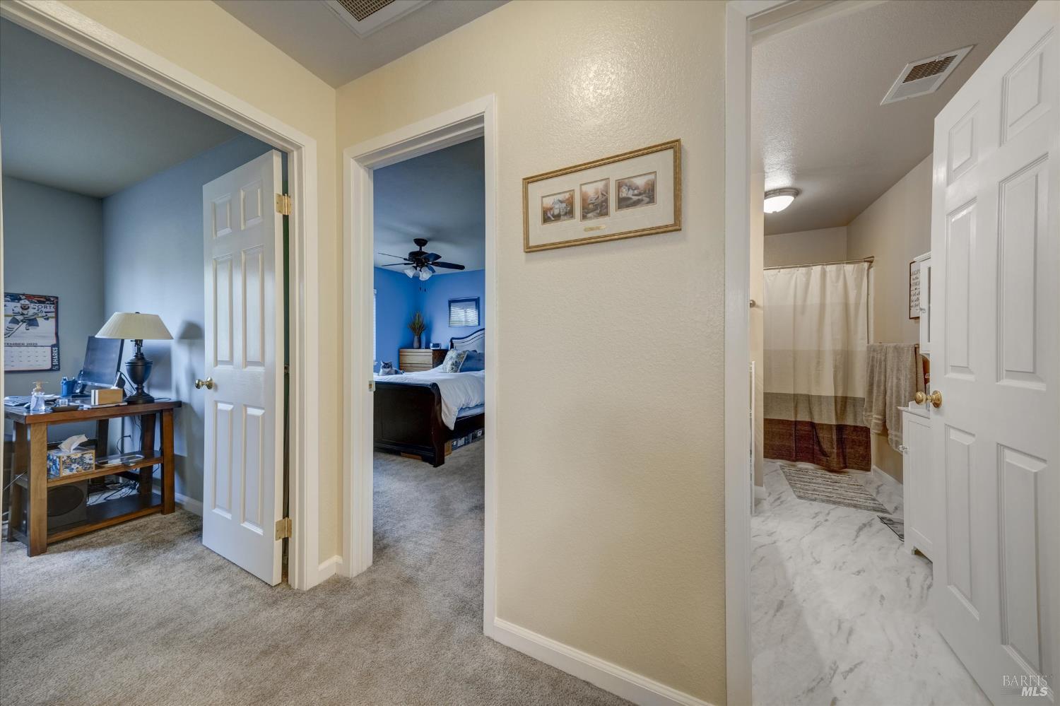 Detail Gallery Image 20 of 33 For 15 Francis Cir, Rohnert Park,  CA 94928 - 3 Beds | 2 Baths
