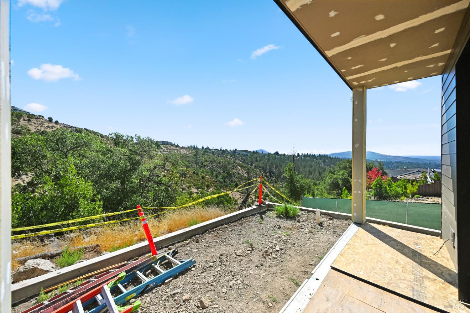 Detail Gallery Image 31 of 32 For 3756 Crown Hill Dr, Santa Rosa,  CA 95404 - 5 Beds | 3/1 Baths
