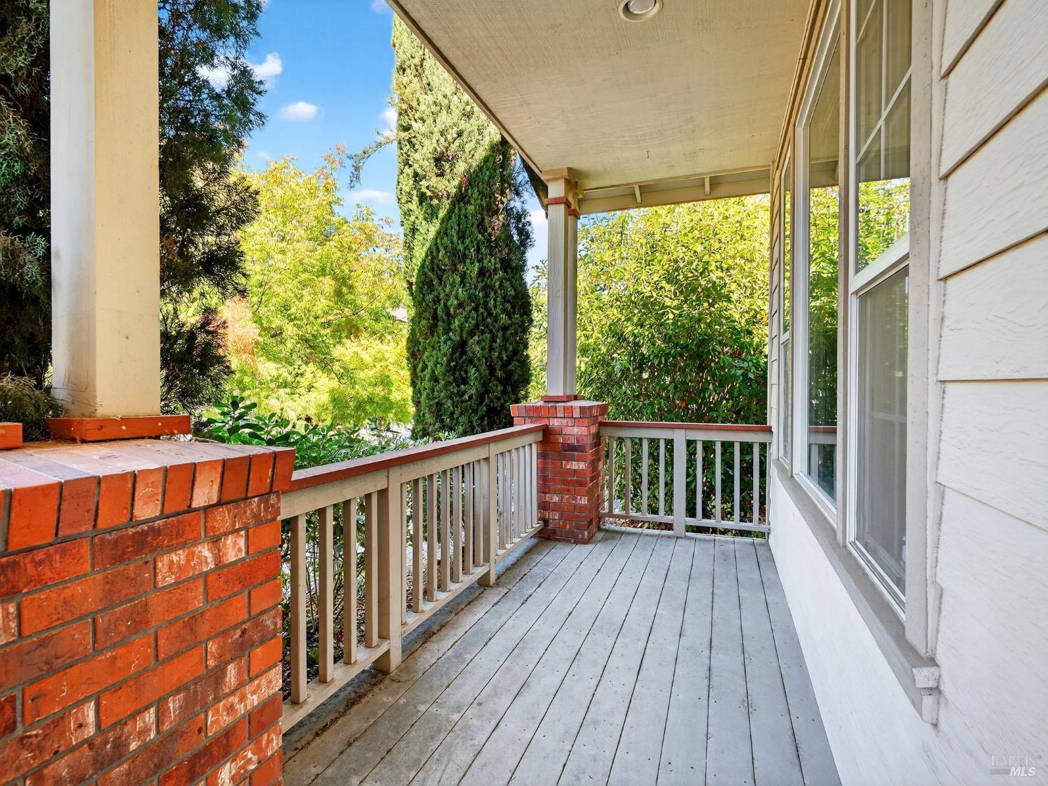 Detail Gallery Image 3 of 66 For 5794 Owl Hill Ave, Santa Rosa,  CA 95409 - 4 Beds | 2/1 Baths