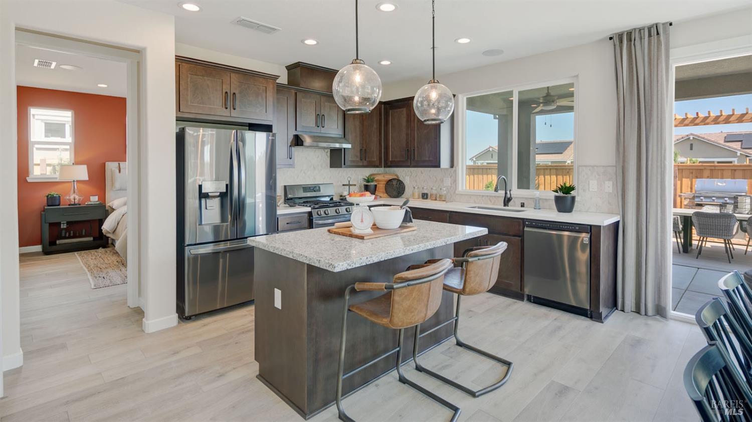 Detail Gallery Image 8 of 42 For 2640 Hopscotch St, Rio Vista,  CA 94571 - 2 Beds | 2 Baths