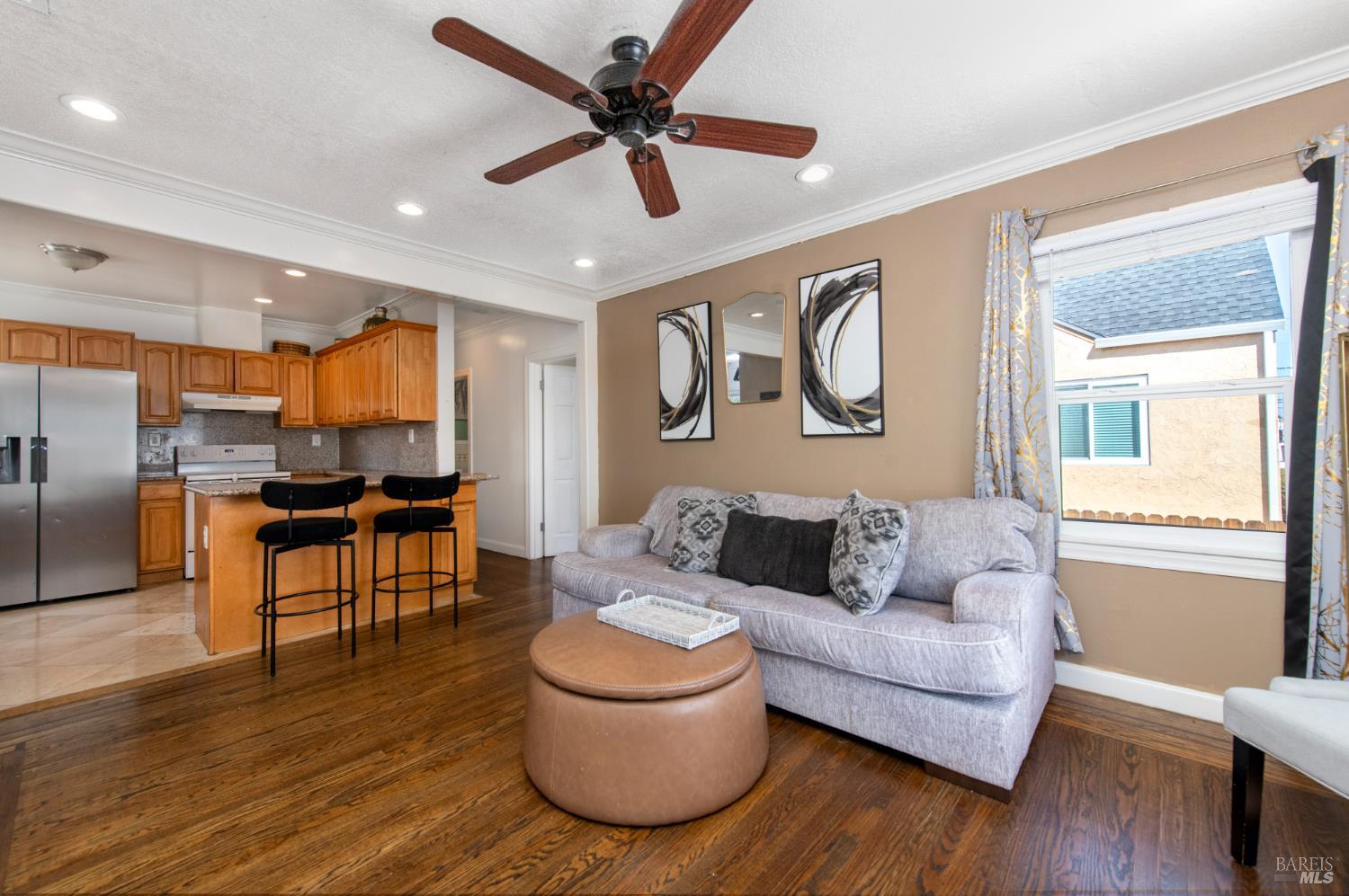 Detail Gallery Image 8 of 36 For 135 Gleason Ave, Vallejo,  CA 94590 - 2 Beds | 2 Baths
