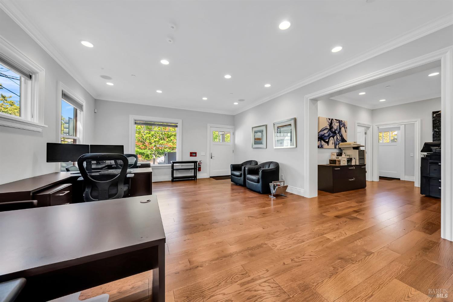 Detail Gallery Image 13 of 54 For 1104 Irwin St, San Rafael,  CA 94901 - – Beds | – Baths