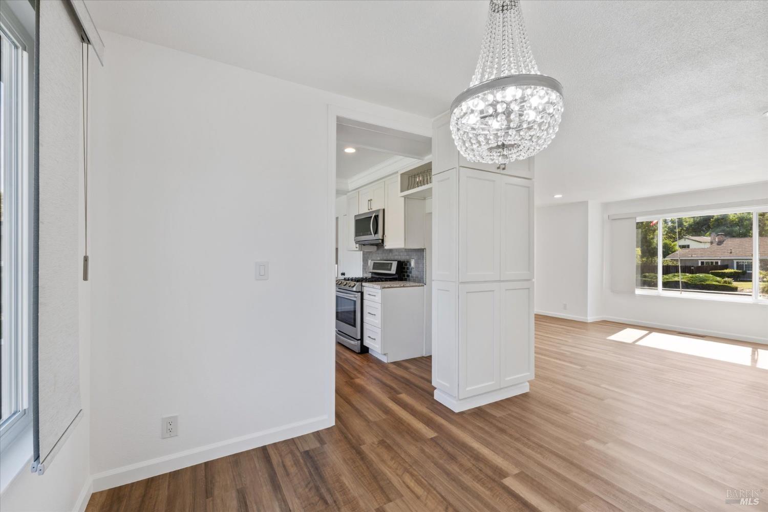 Detail Gallery Image 23 of 76 For 287 N. Alamo Dr, Vacaville,  CA 95688 - 4 Beds | 3 Baths