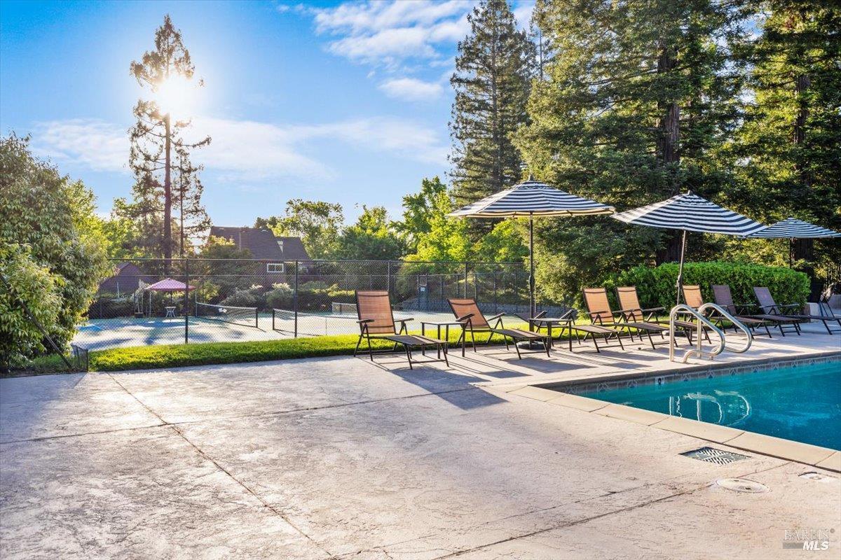 Detail Gallery Image 39 of 42 For 1367 Sylvan Ct, Healdsburg,  CA 95448 - 3 Beds | 2/1 Baths