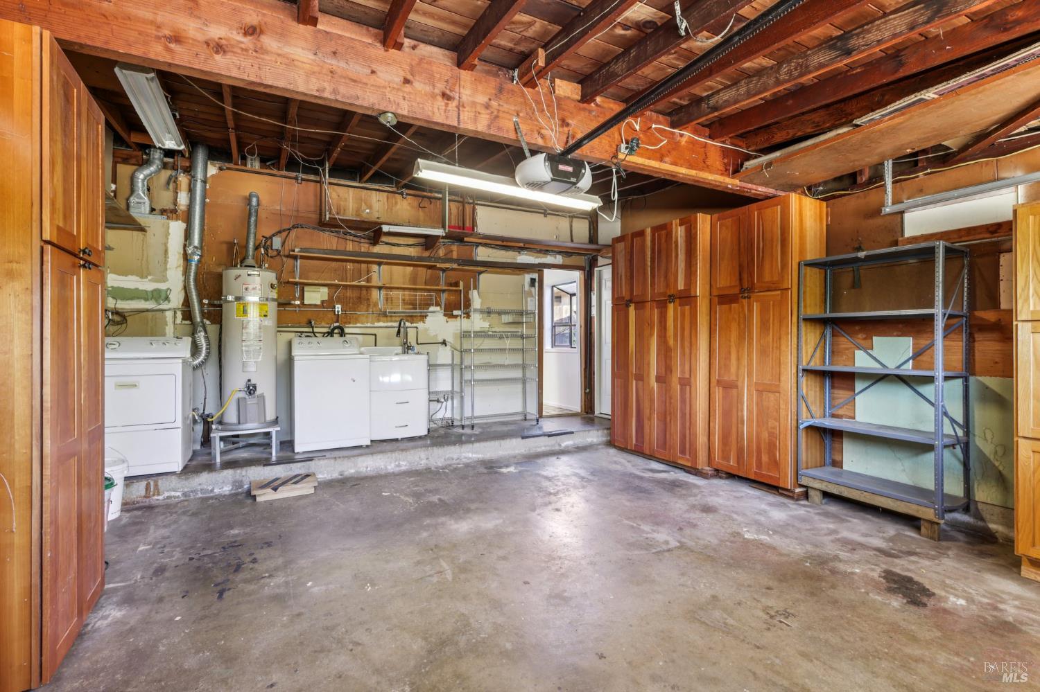 Detail Gallery Image 34 of 58 For 833 Estancia Way, San Rafael,  CA 94903 - 3 Beds | 2 Baths