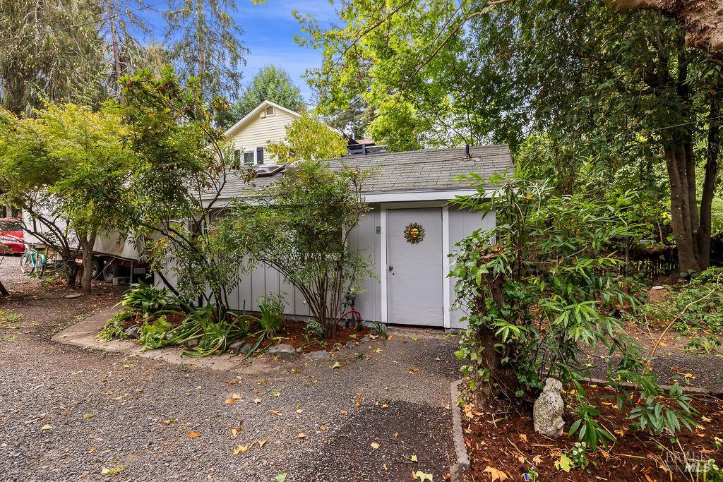 Detail Gallery Image 49 of 77 For 15990 Drake Rd, Guerneville,  CA 95446 - 1 Beds | 1 Baths