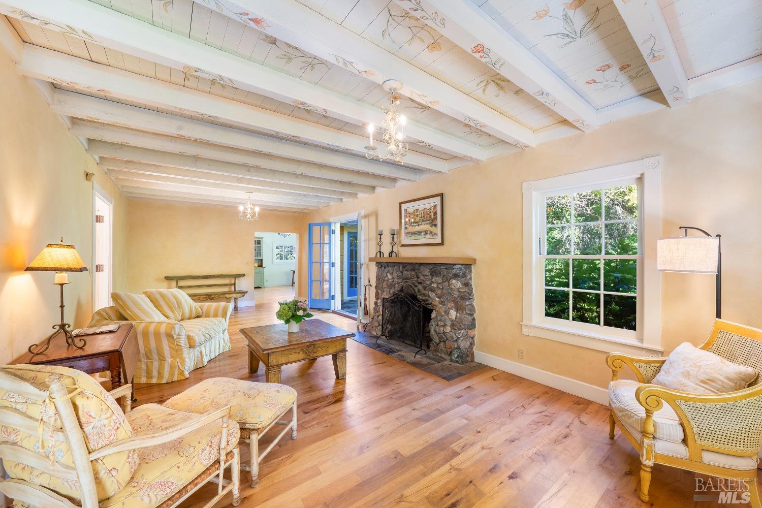 Detail Gallery Image 8 of 78 For 20205 Tumbling Mcd Rd, Philo,  CA 95466 - 4 Beds | 1/1 Baths