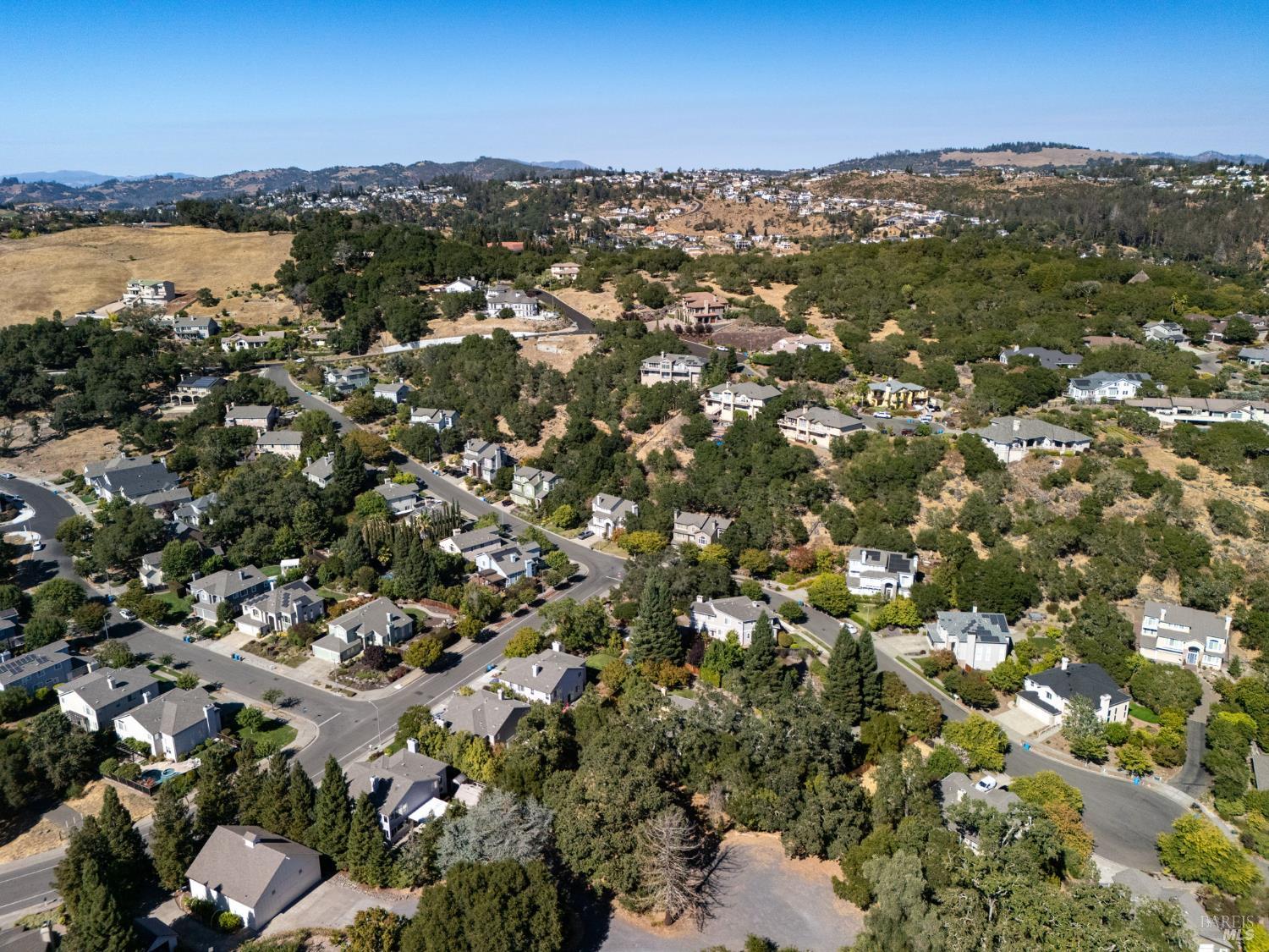 Detail Gallery Image 78 of 81 For 3594 Lake Park Dr, Santa Rosa,  CA 95403 - 4 Beds | 3 Baths