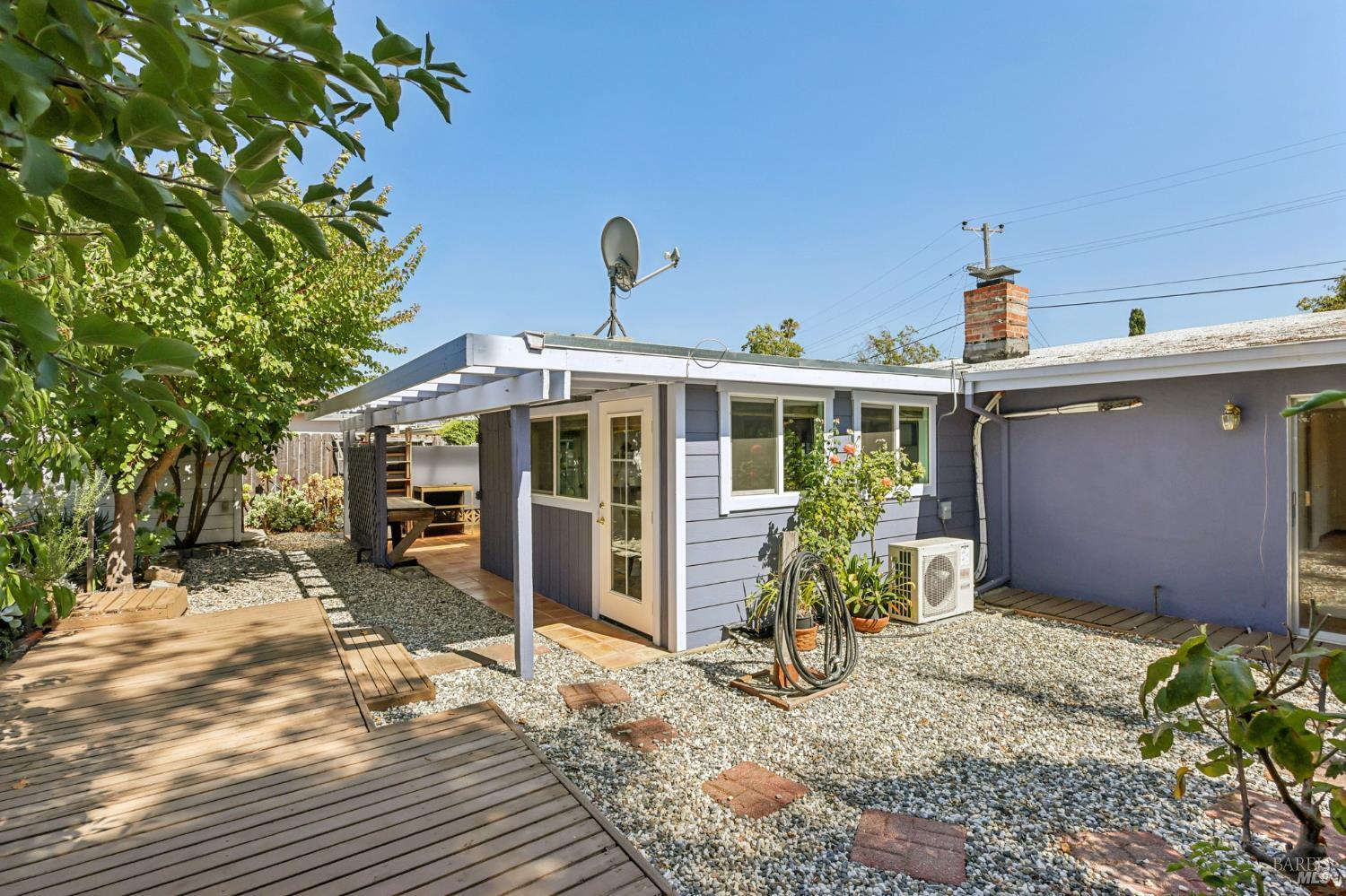 Detail Gallery Image 39 of 58 For 833 Estancia Way, San Rafael,  CA 94903 - 3 Beds | 2 Baths