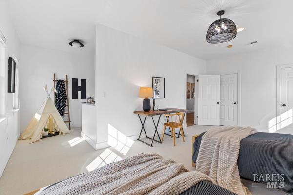 Detail Gallery Image 15 of 30 For 272 Center St, San Rafael,  CA 94901 - 5 Beds | 4 Baths