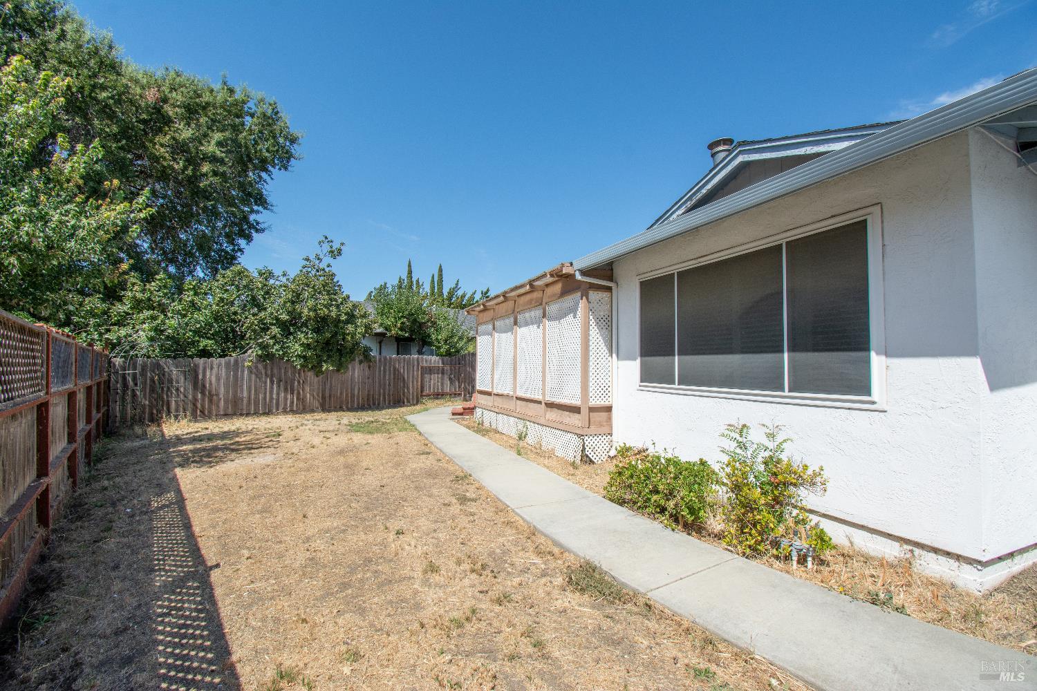 Detail Gallery Image 37 of 48 For 751 Hillcrest Ct, Fairfield,  CA 94533 - 3 Beds | 2 Baths
