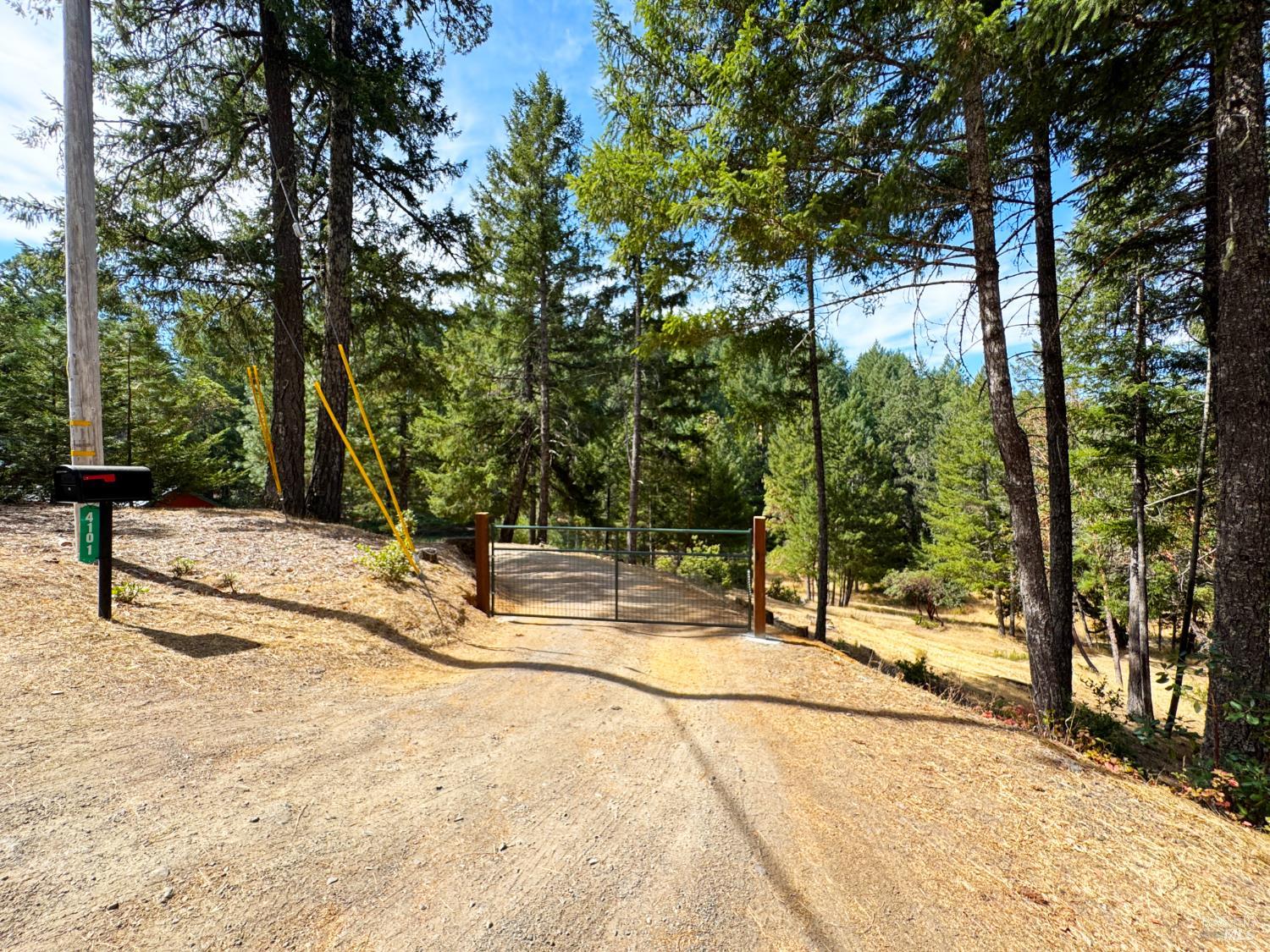 Detail Gallery Image 47 of 57 For 4101 Chinquapin Dr, Willits,  CA 95490 - 2 Beds | 2 Baths