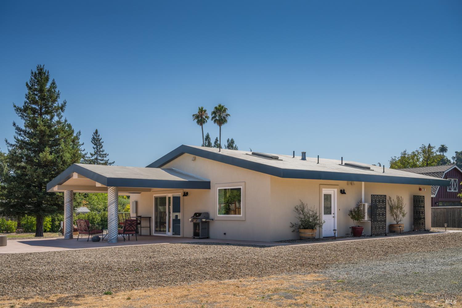 Detail Gallery Image 14 of 24 For 390 Treehaven Ln, Kenwood,  CA 95452 - 2 Beds | 2 Baths