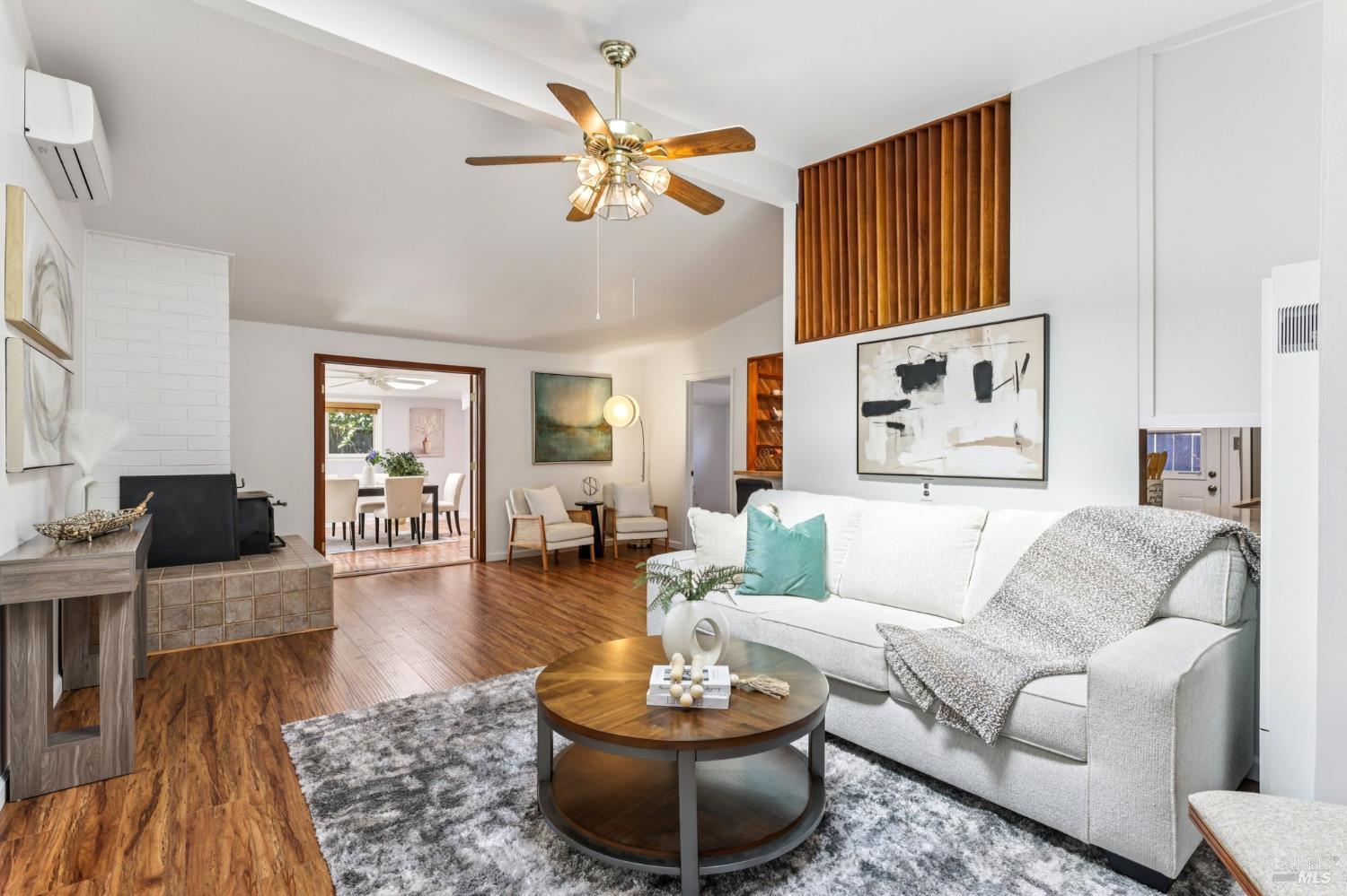 Detail Gallery Image 9 of 58 For 833 Estancia Way, San Rafael,  CA 94903 - 3 Beds | 2 Baths