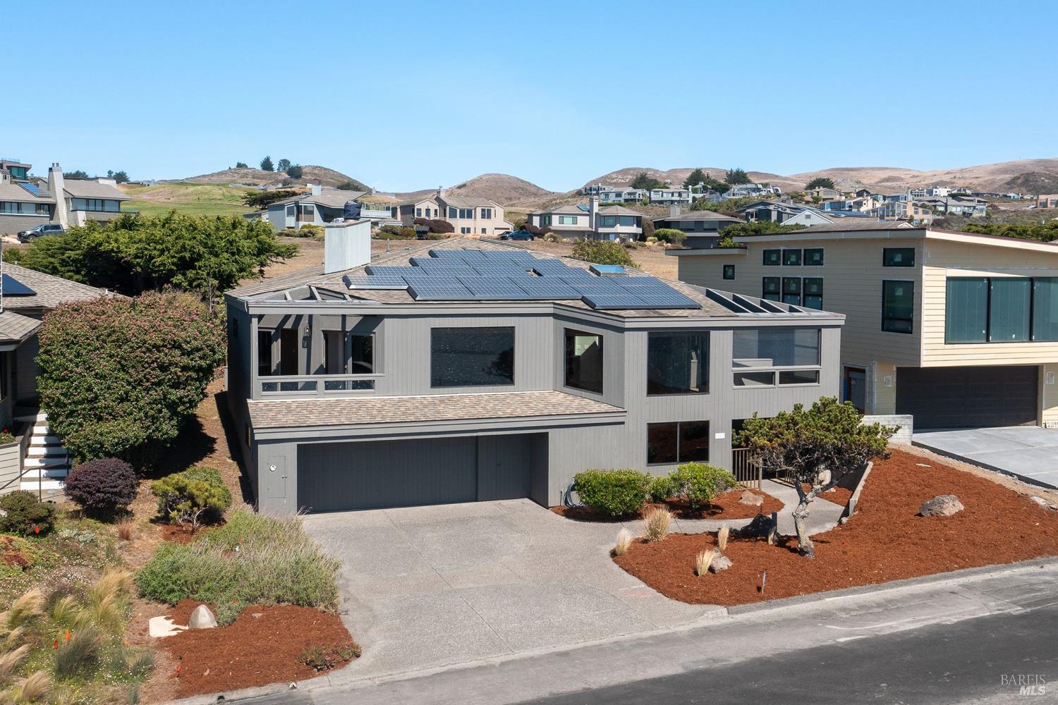 Detail Gallery Image 44 of 51 For 21132 Pelican Loop, Bodega Bay,  CA 94923 - 3 Beds | 3 Baths