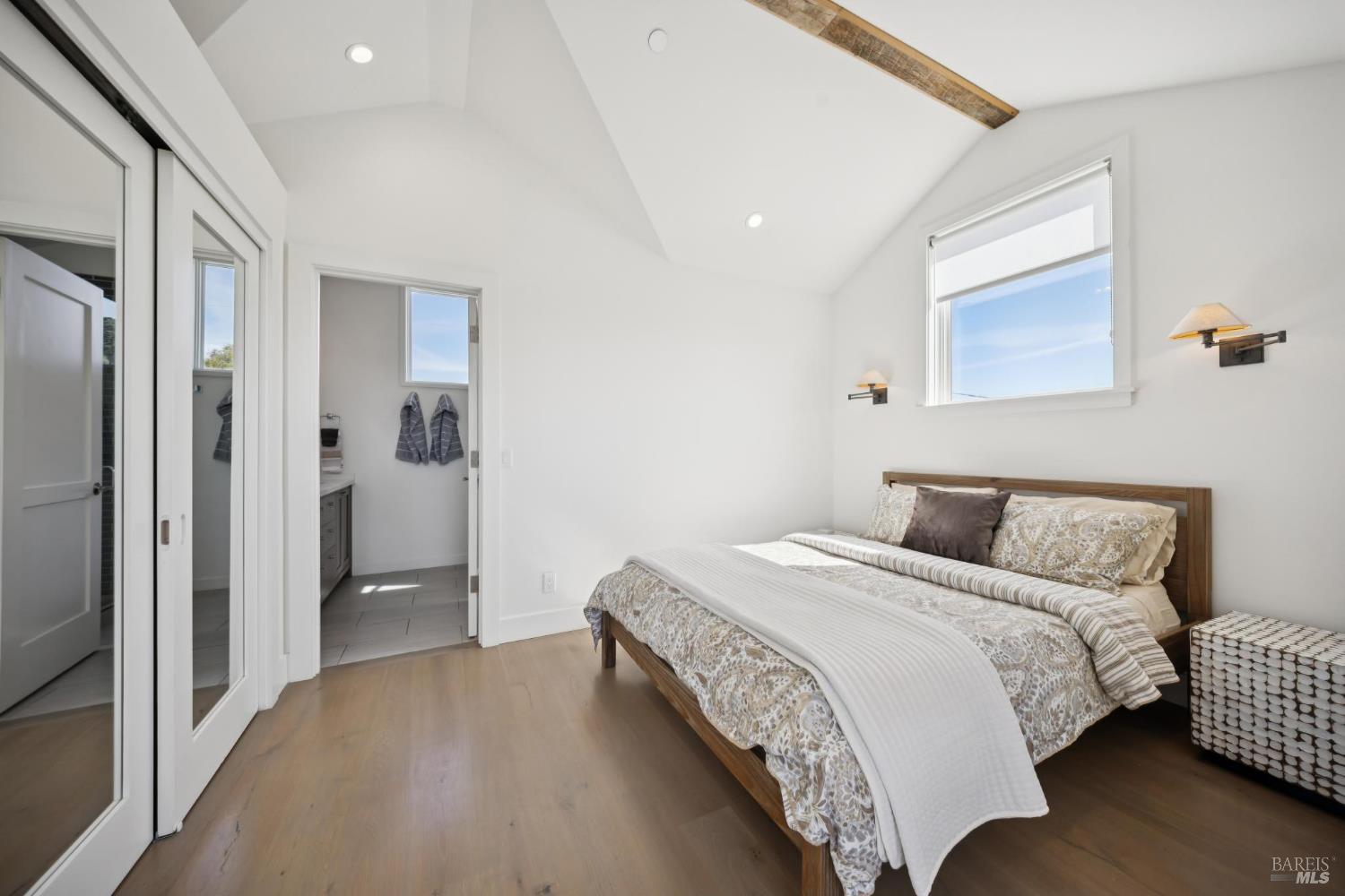 Detail Gallery Image 31 of 51 For 4 Calle Del Embarcadero Unkn, Stinson Beach,  CA 94970 - 2 Beds | 2/1 Baths