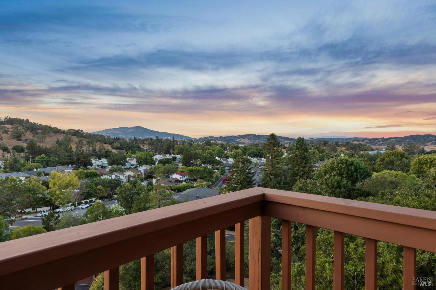 Detail Gallery Image 23 of 45 For 844 Arlene Way, Novato,  CA 94947 - 3 Beds | 2/1 Baths