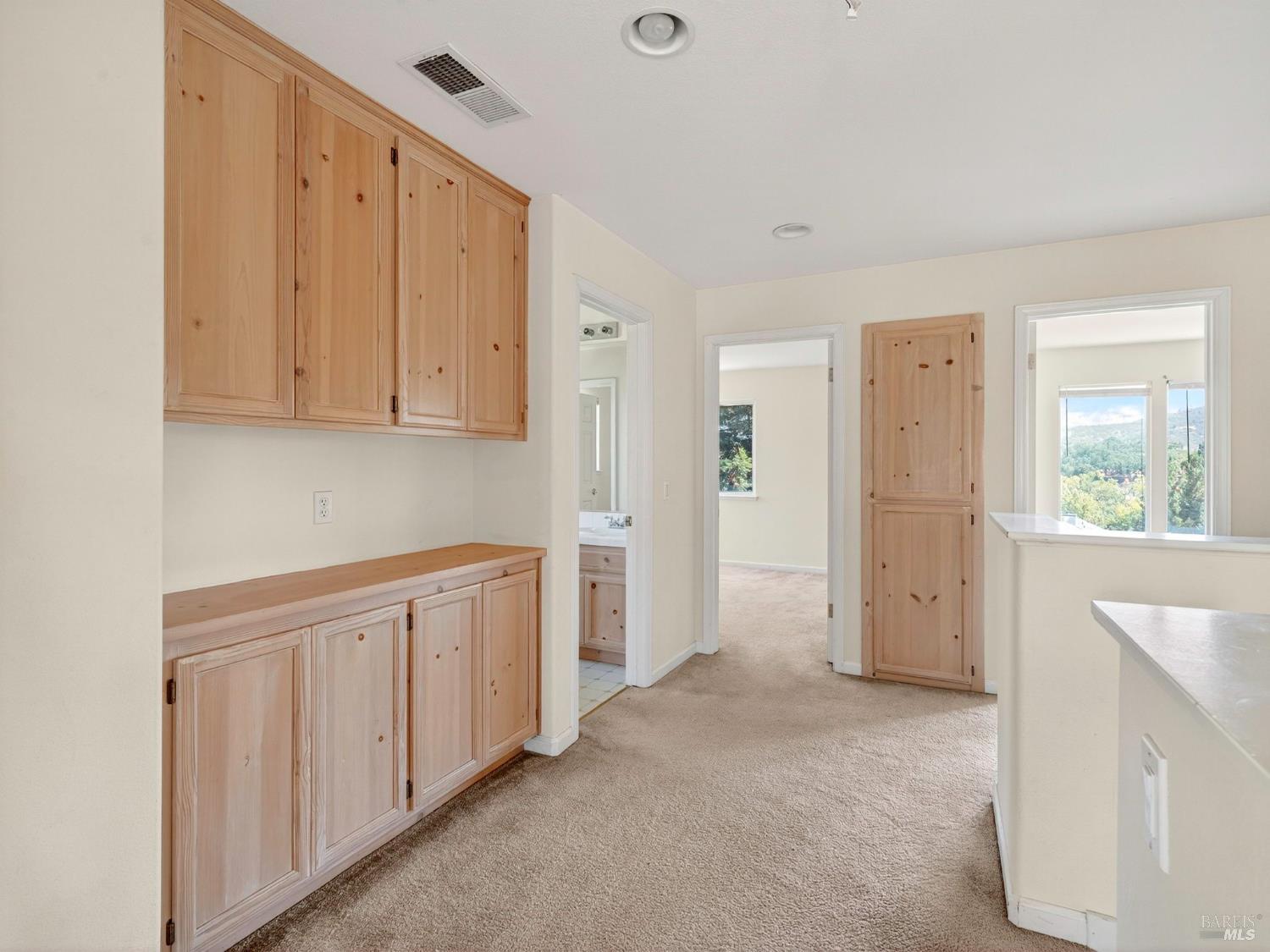 Detail Gallery Image 39 of 66 For 5794 Owl Hill Ave, Santa Rosa,  CA 95409 - 4 Beds | 2/1 Baths