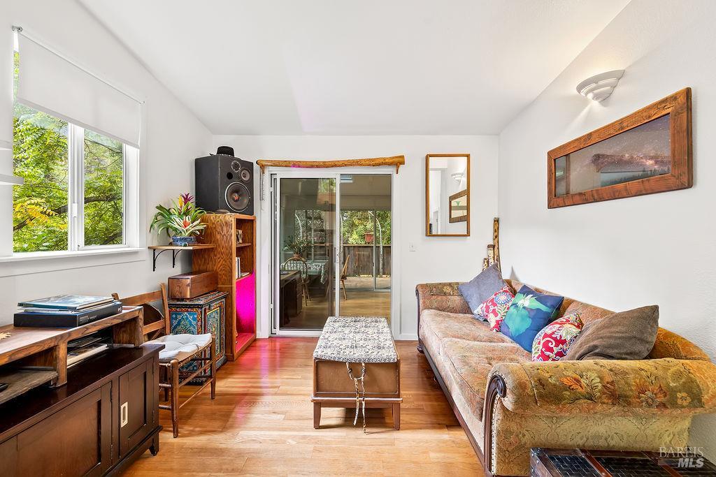 Detail Gallery Image 24 of 77 For 15990 Drake Rd, Guerneville,  CA 95446 - 1 Beds | 1 Baths