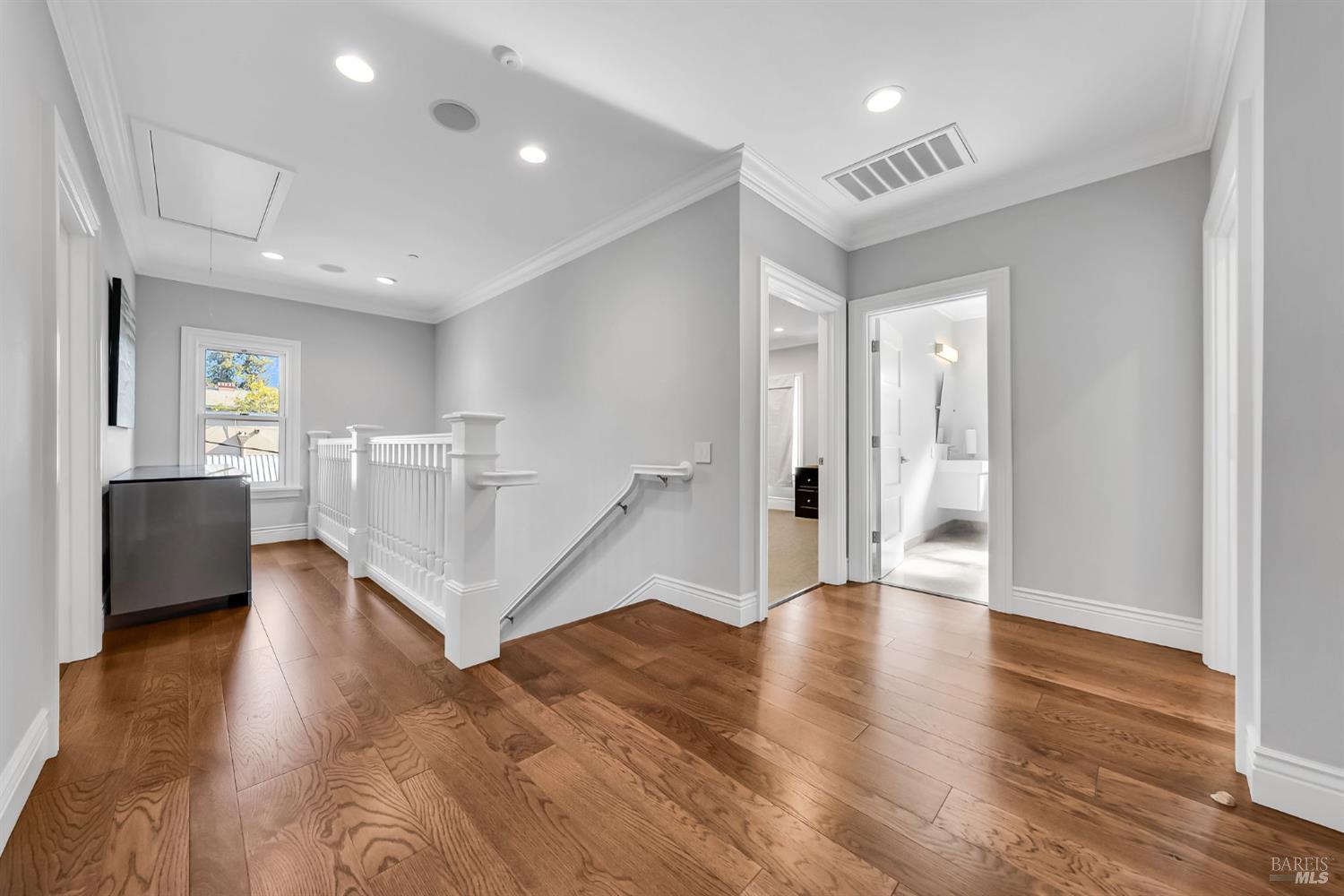 Detail Gallery Image 29 of 54 For 1104 Irwin St, San Rafael,  CA 94901 - – Beds | – Baths