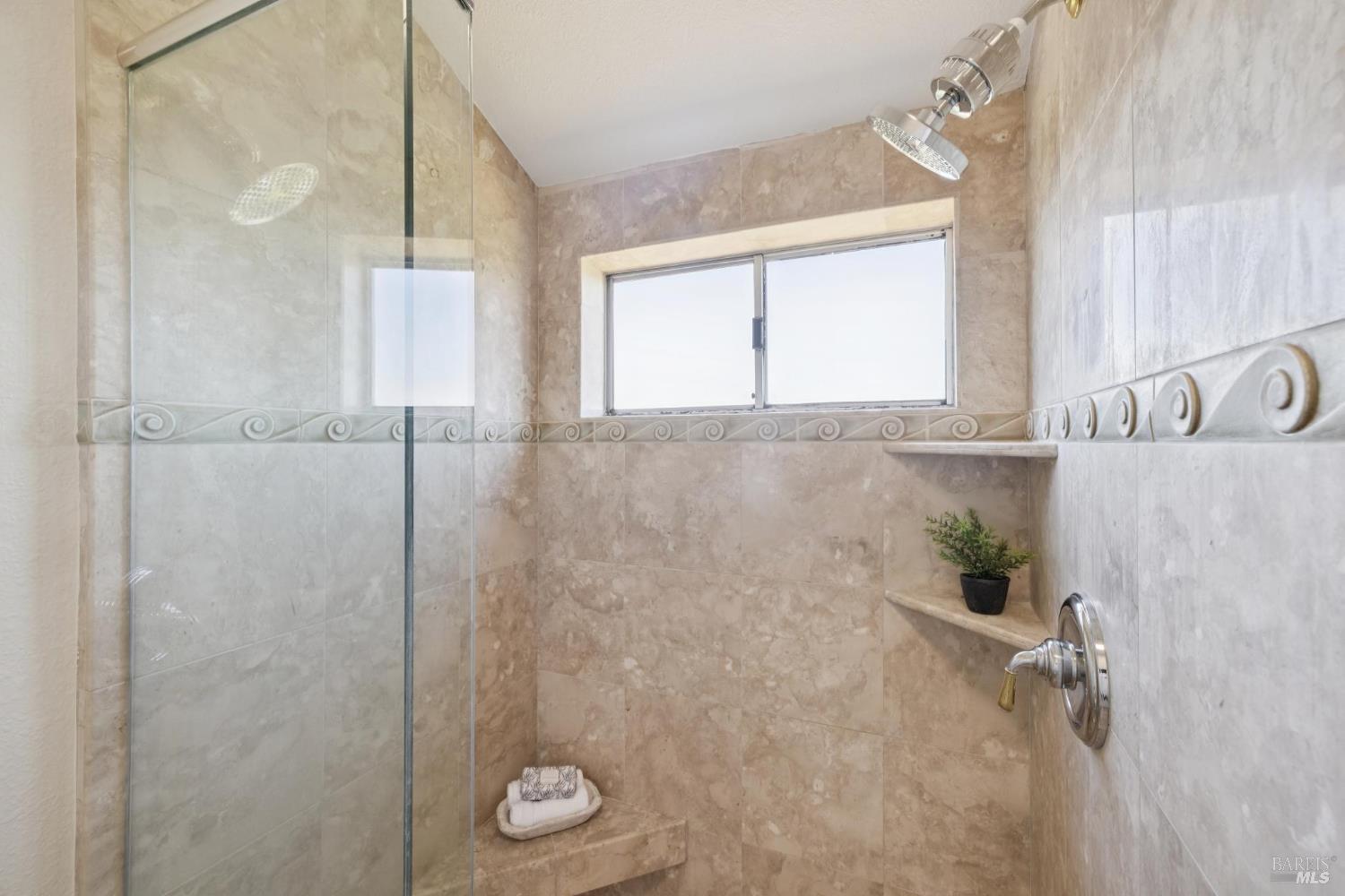 Detail Gallery Image 28 of 45 For 844 Arlene Way, Novato,  CA 94947 - 3 Beds | 2/1 Baths