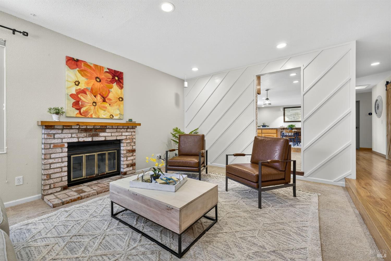 Detail Gallery Image 16 of 54 For 204 Prince Albert Ct, Petaluma,  CA 94954 - 3 Beds | 2 Baths