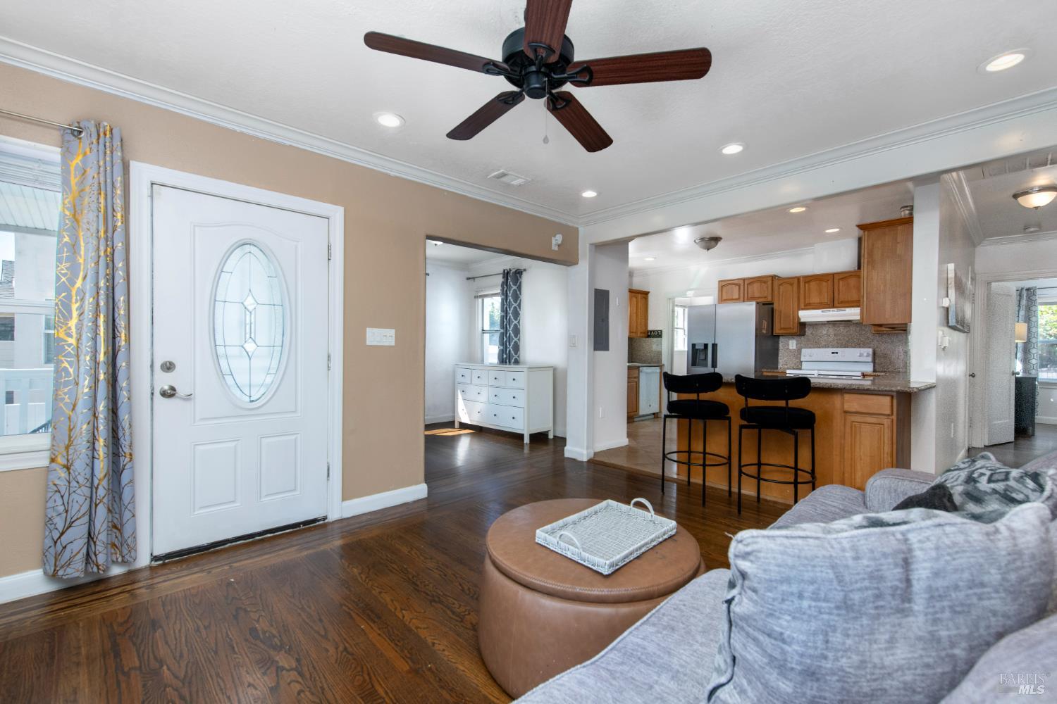 Detail Gallery Image 9 of 36 For 135 Gleason Ave, Vallejo,  CA 94590 - 2 Beds | 2 Baths