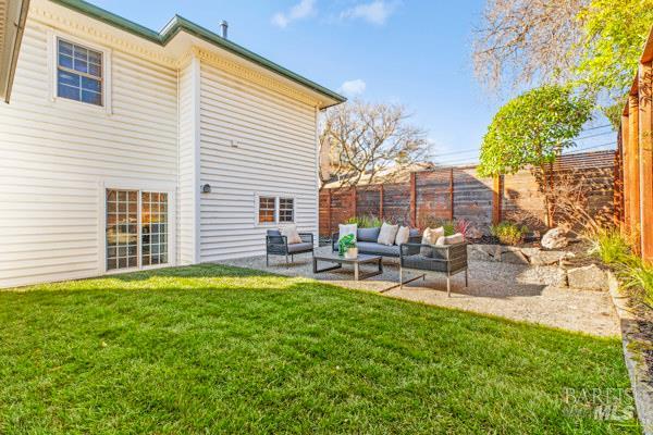 Detail Gallery Image 23 of 30 For 272 Center St, San Rafael,  CA 94901 - 5 Beds | 4 Baths