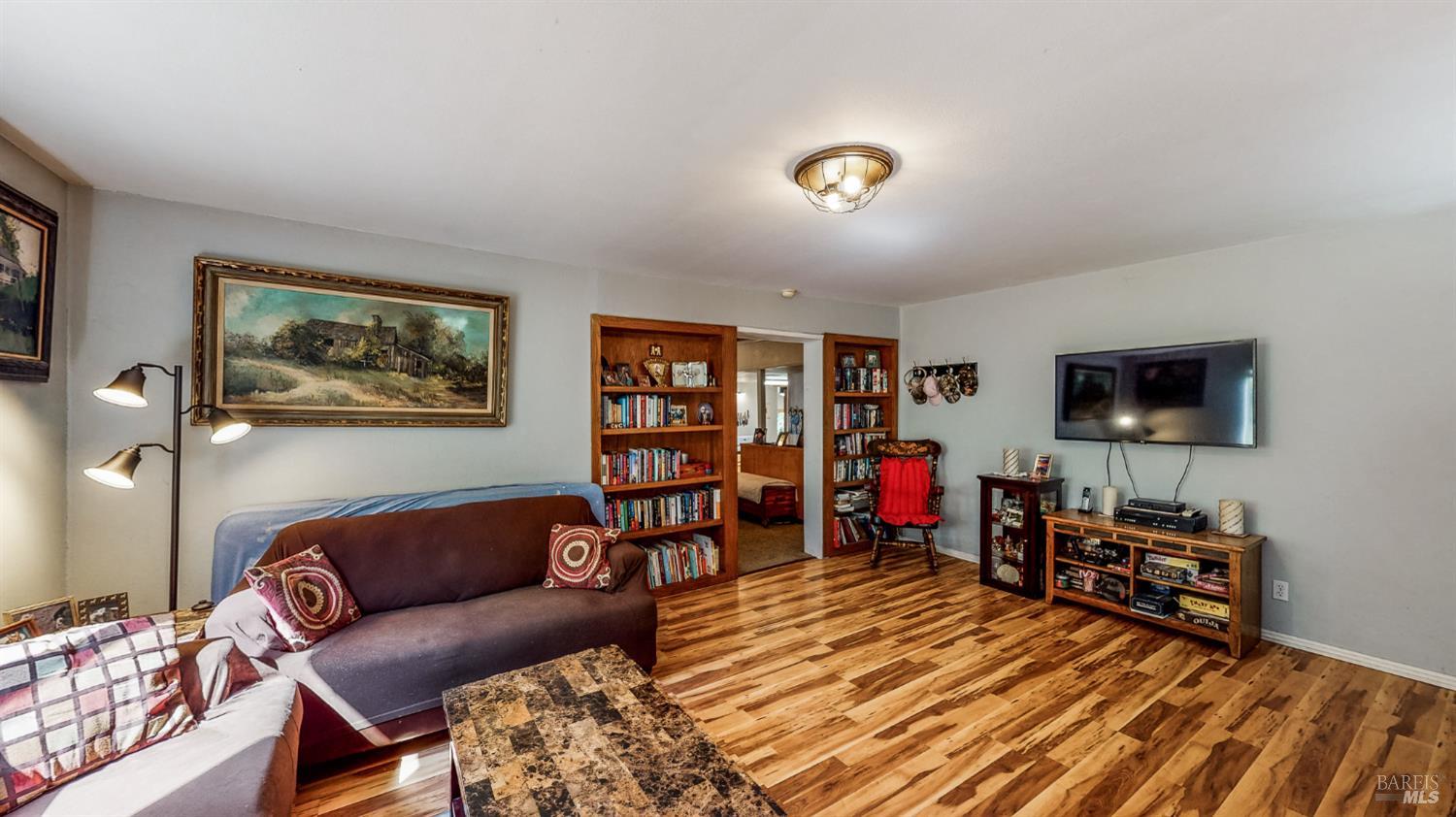 Detail Gallery Image 14 of 60 For 3240 Calistoga Rd, Santa Rosa,  CA 95404 - 2 Beds | 1 Baths
