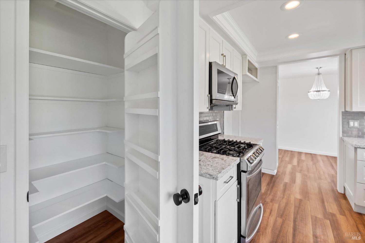 Detail Gallery Image 28 of 76 For 287 N. Alamo Dr, Vacaville,  CA 95688 - 4 Beds | 3 Baths