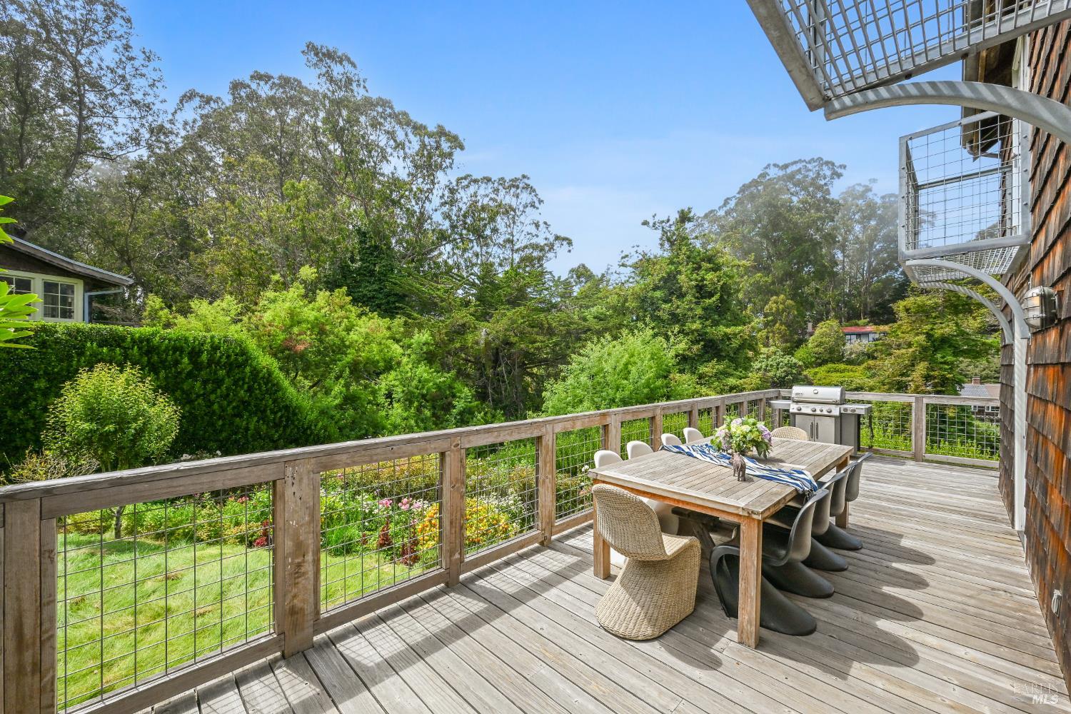 Detail Gallery Image 19 of 62 For 33 Ocean Ave, Bolinas,  CA 94924 - 3 Beds | 2/1 Baths