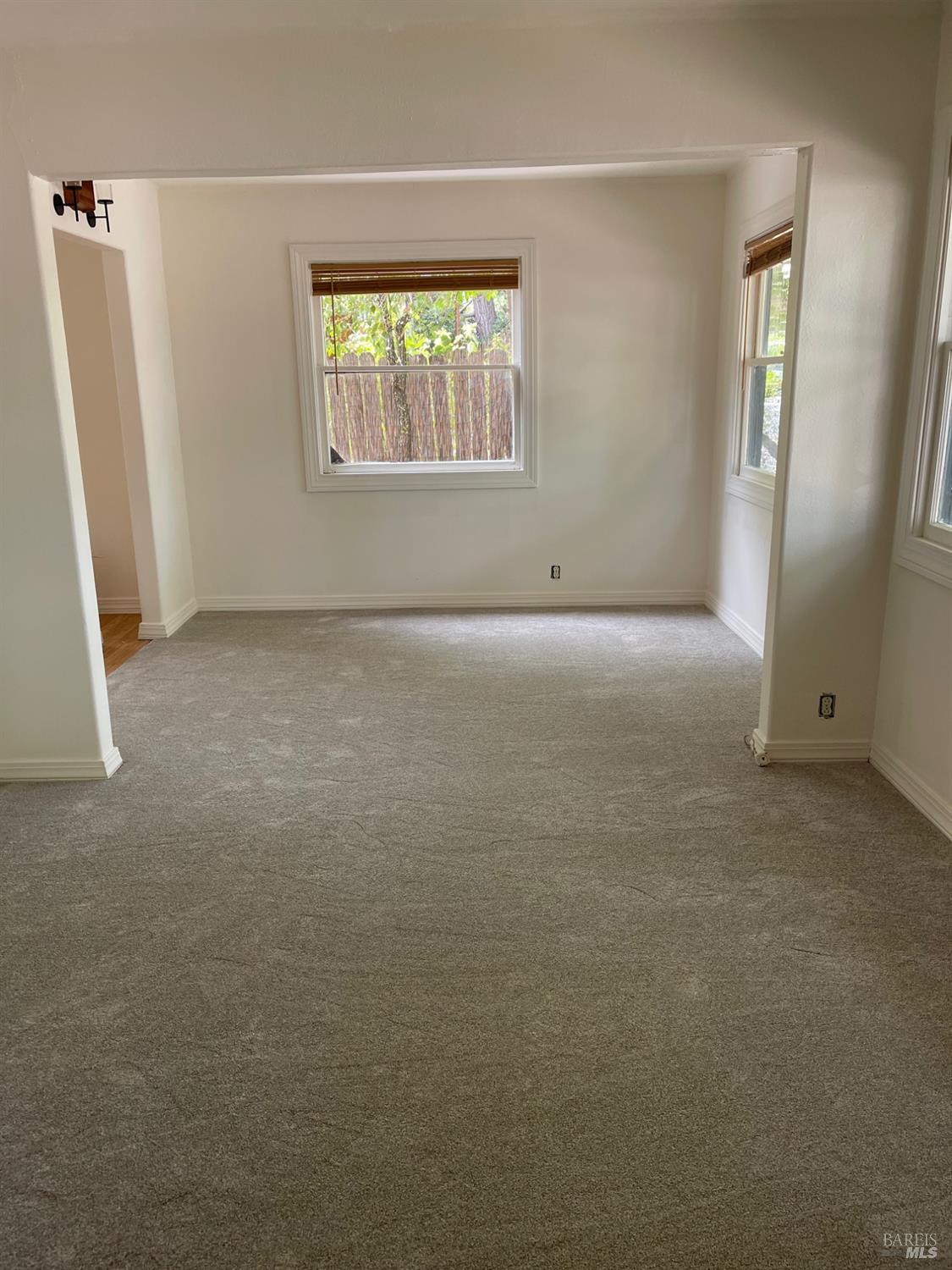 Detail Gallery Image 11 of 11 For 303 W 2nd St, Cloverdale,  CA 95425 - 2 Beds | 1 Baths