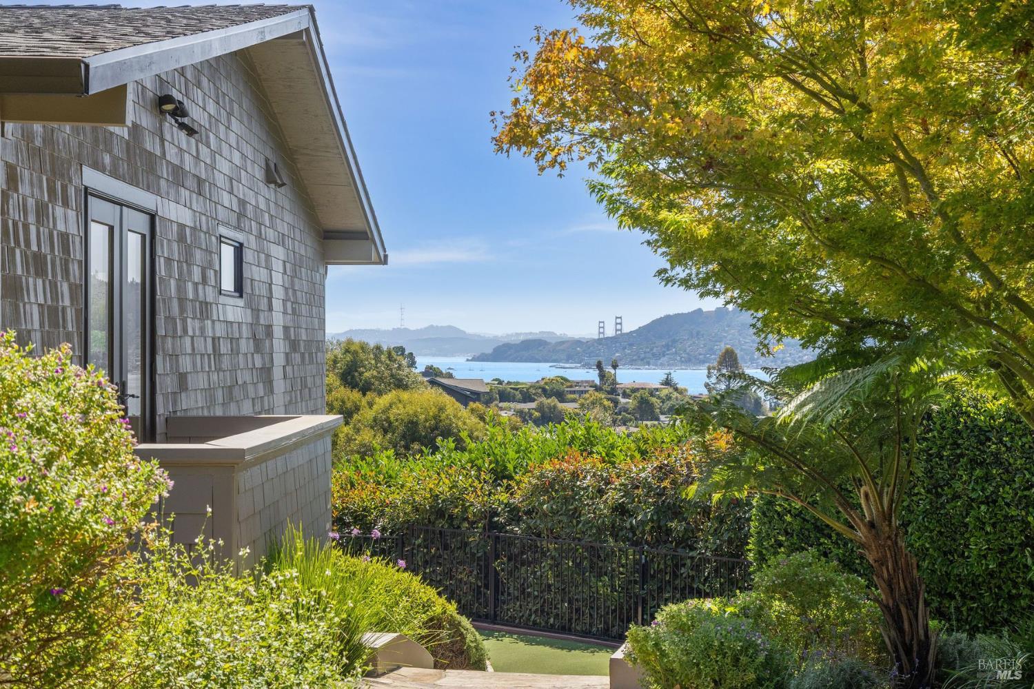 Detail Gallery Image 56 of 68 For 25 Mark Ter, Tiburon,  CA 94920 - 5 Beds | 4 Baths