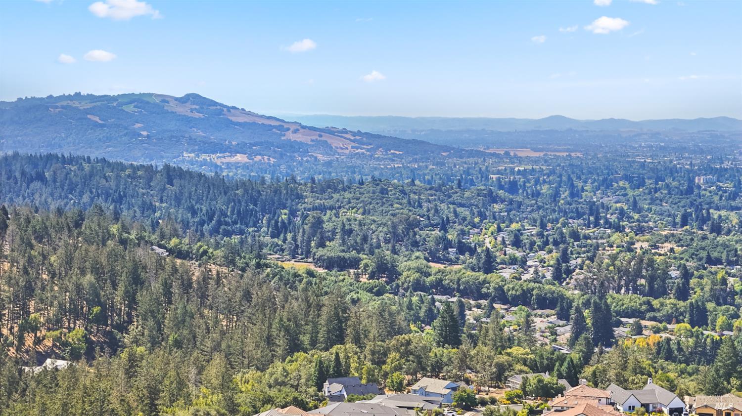 Detail Gallery Image 30 of 32 For 3756 Crown Hill Dr, Santa Rosa,  CA 95404 - 5 Beds | 3/1 Baths