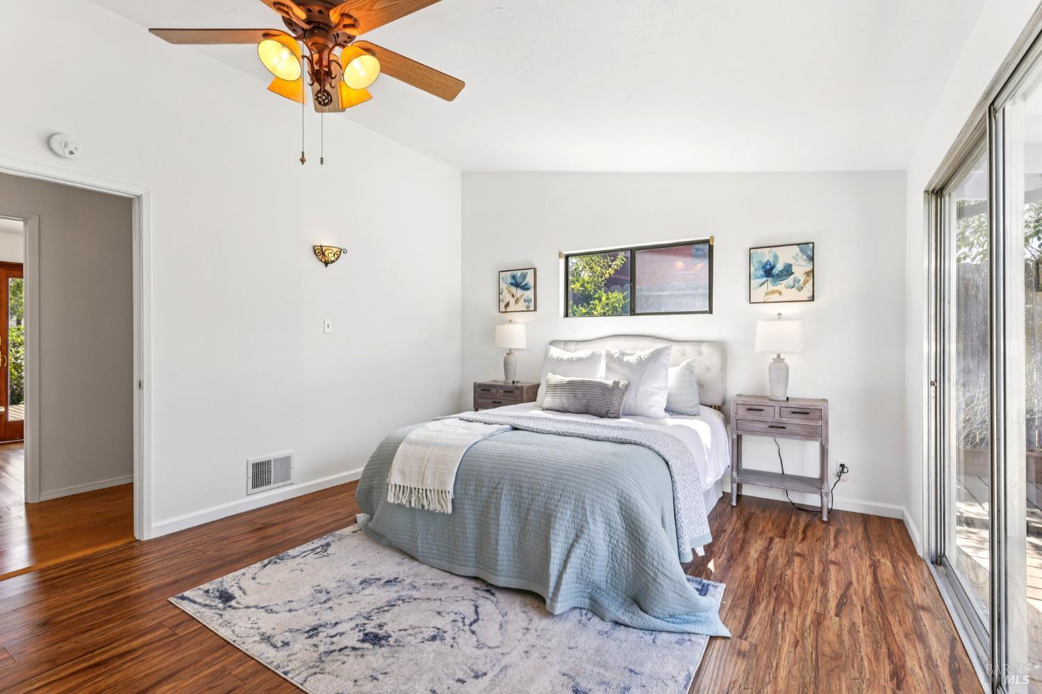 Detail Gallery Image 25 of 58 For 833 Estancia Way, San Rafael,  CA 94903 - 3 Beds | 2 Baths