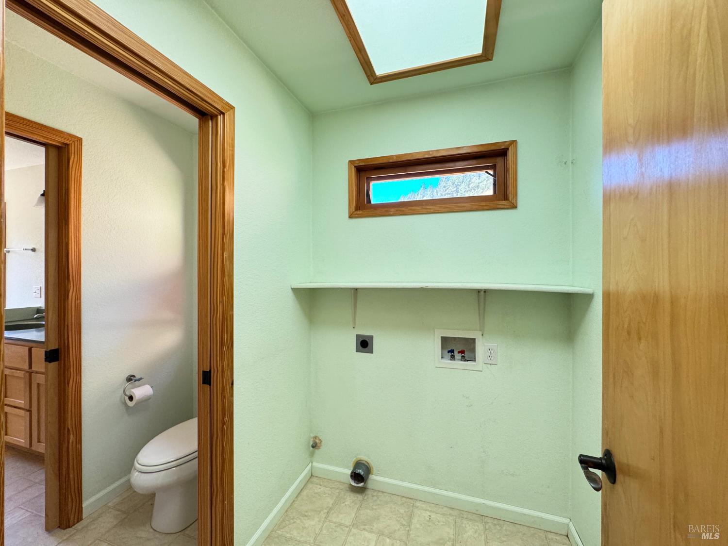 Detail Gallery Image 15 of 28 For 4260 Blackhawk Dr, Willits,  CA 95490 - 2 Beds | 2 Baths