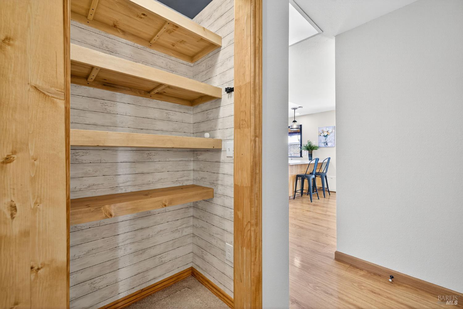Detail Gallery Image 27 of 54 For 204 Prince Albert Ct, Petaluma,  CA 94954 - 3 Beds | 2 Baths
