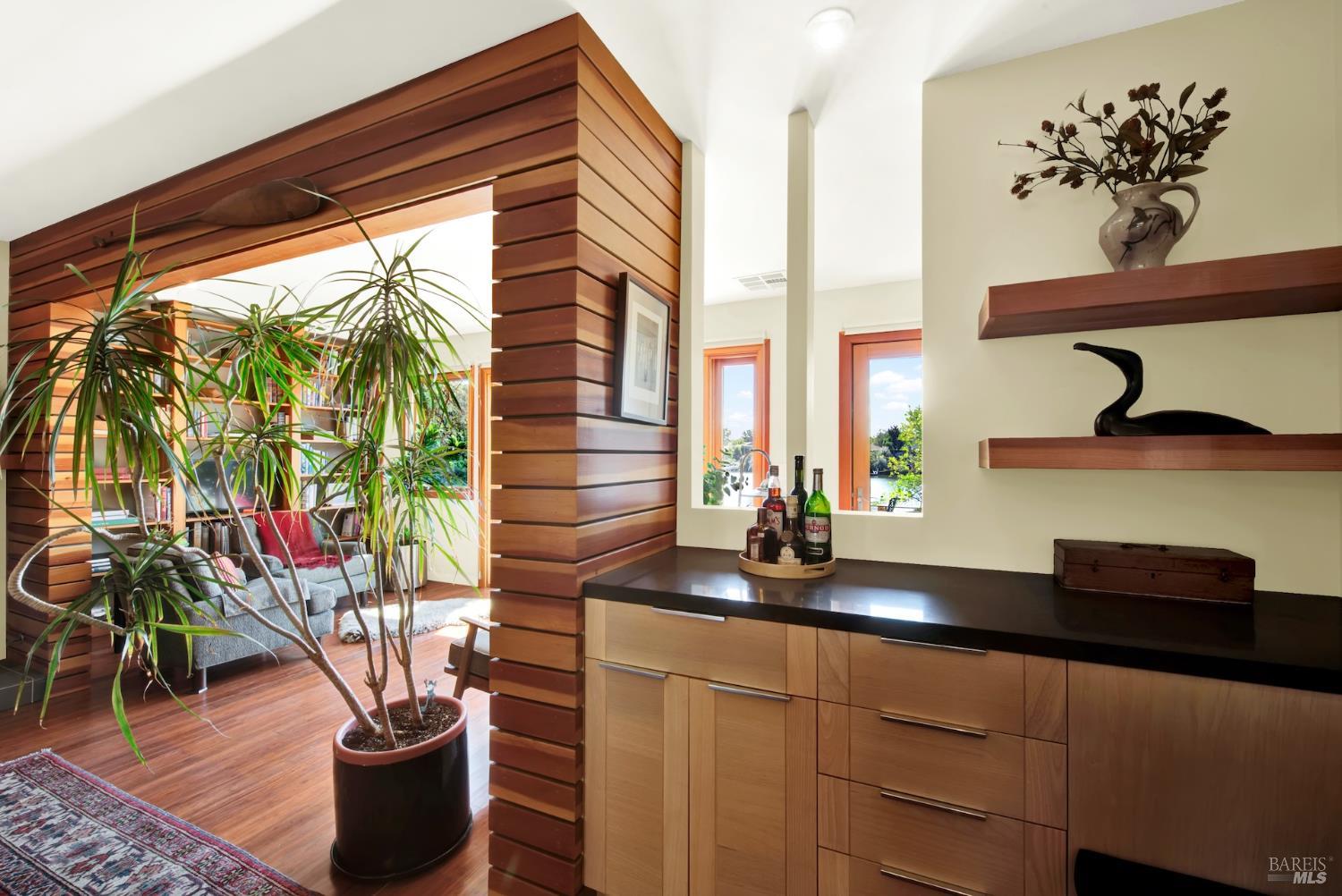Detail Gallery Image 22 of 97 For 927 Marina Dr, Napa,  CA 94559 - 3 Beds | 2/1 Baths