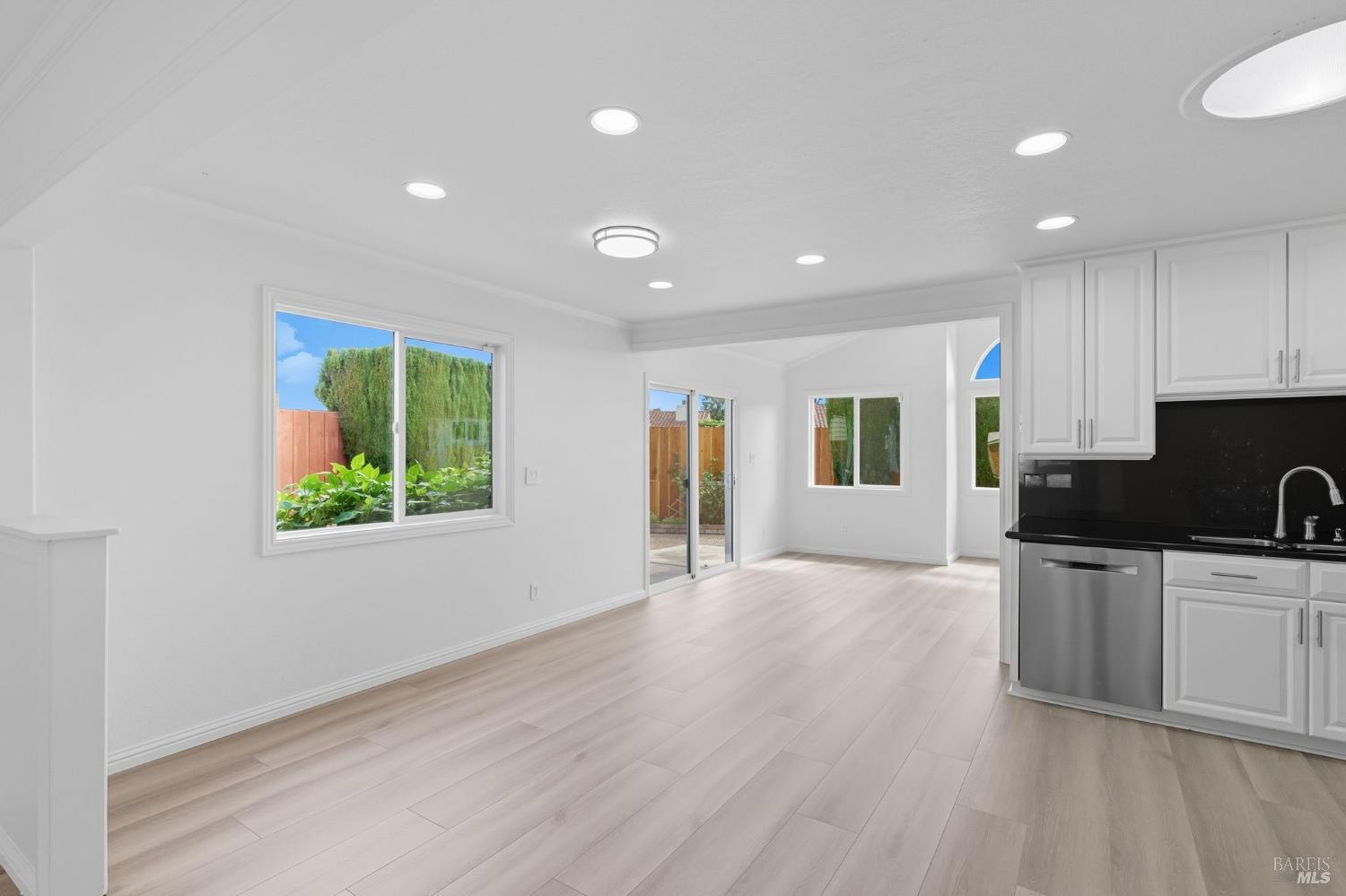 Detail Gallery Image 11 of 55 For 4263 Queen Anne Dr, Union City,  CA 94587 - 3 Beds | 2 Baths