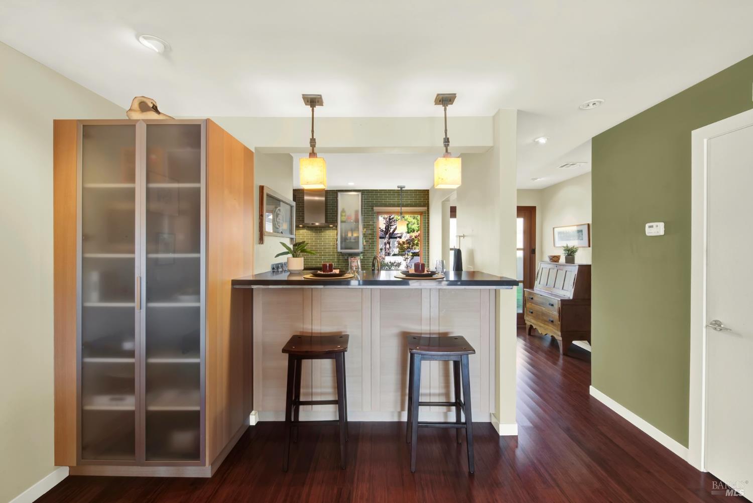 Detail Gallery Image 34 of 97 For 927 Marina Dr, Napa,  CA 94559 - 3 Beds | 2/1 Baths