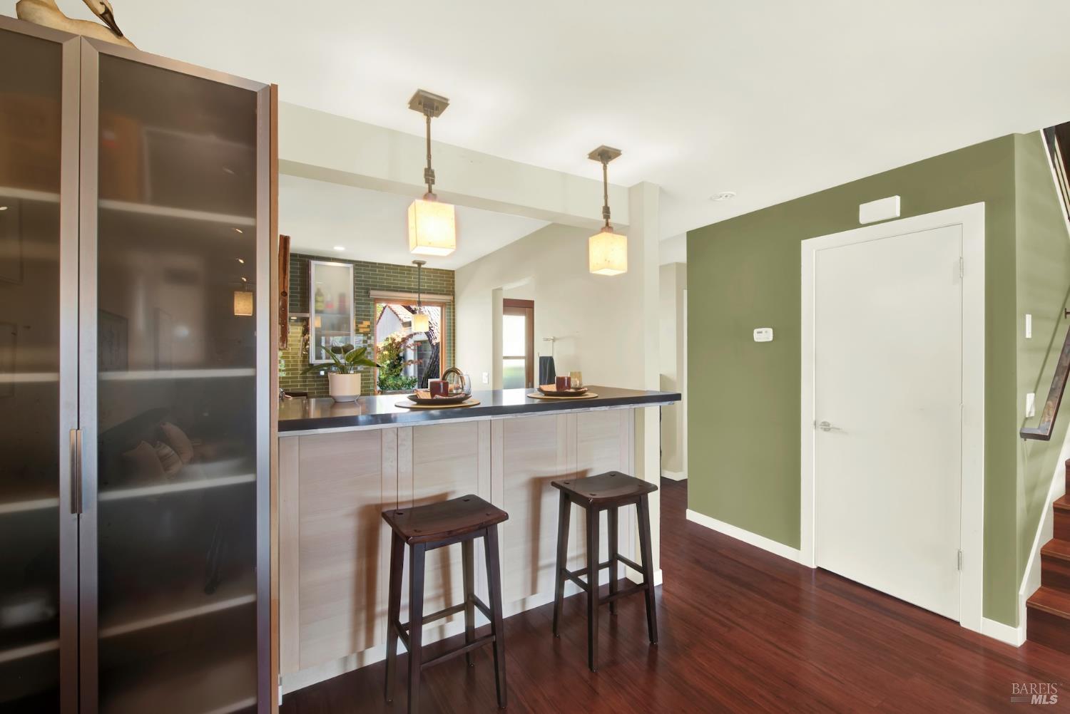 Detail Gallery Image 35 of 97 For 927 Marina Dr, Napa,  CA 94559 - 3 Beds | 2/1 Baths