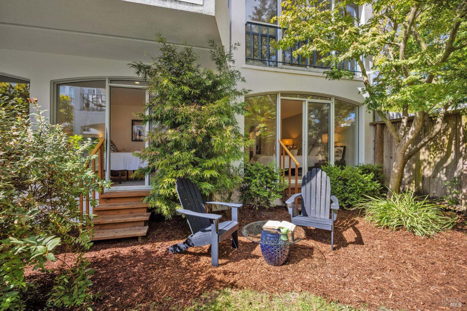 Detail Gallery Image 5 of 76 For 2108 Shelter Bay Ave, Mill Valley,  CA 94941 - 2 Beds | 2 Baths