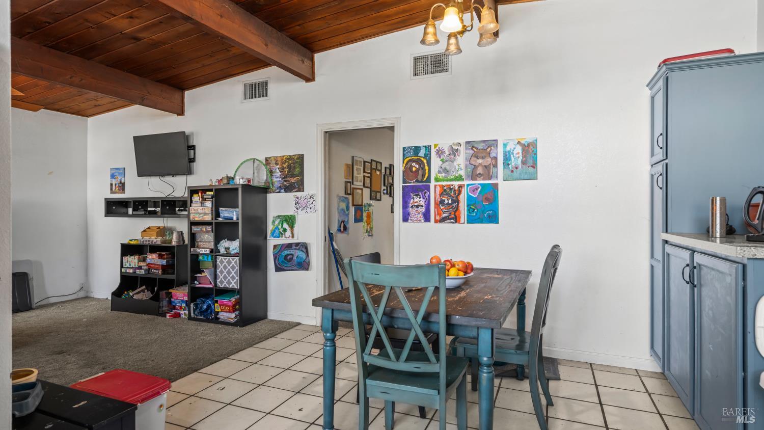 Detail Gallery Image 10 of 23 For 317 Grape St, Vacaville,  CA 95688 - 3 Beds | 2 Baths