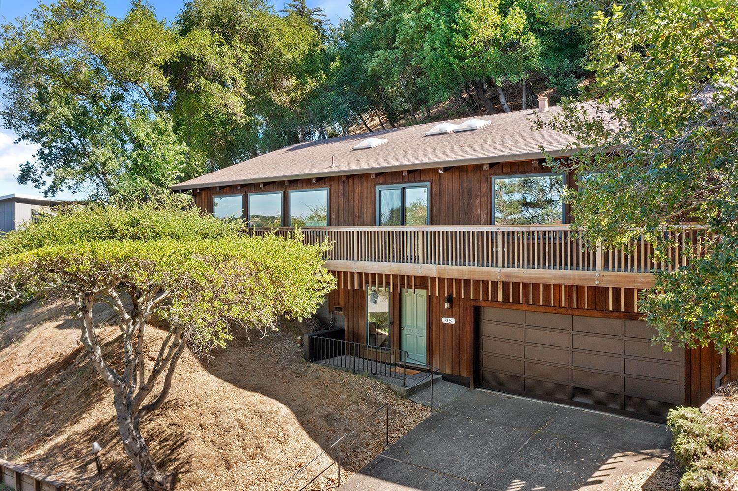 Detail Gallery Image 37 of 37 For 85 Woodside Dr, San Anselmo,  CA 94960 - 3 Beds | 2 Baths