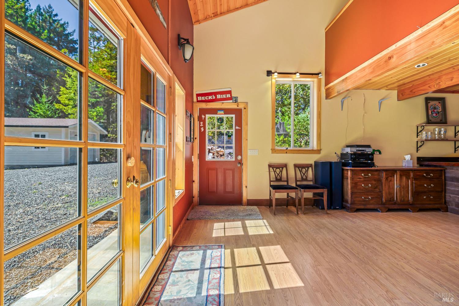 Detail Gallery Image 21 of 40 For 31026 Albion Ridge L Rd, Albion,  CA 95410 - 2 Beds | 2 Baths