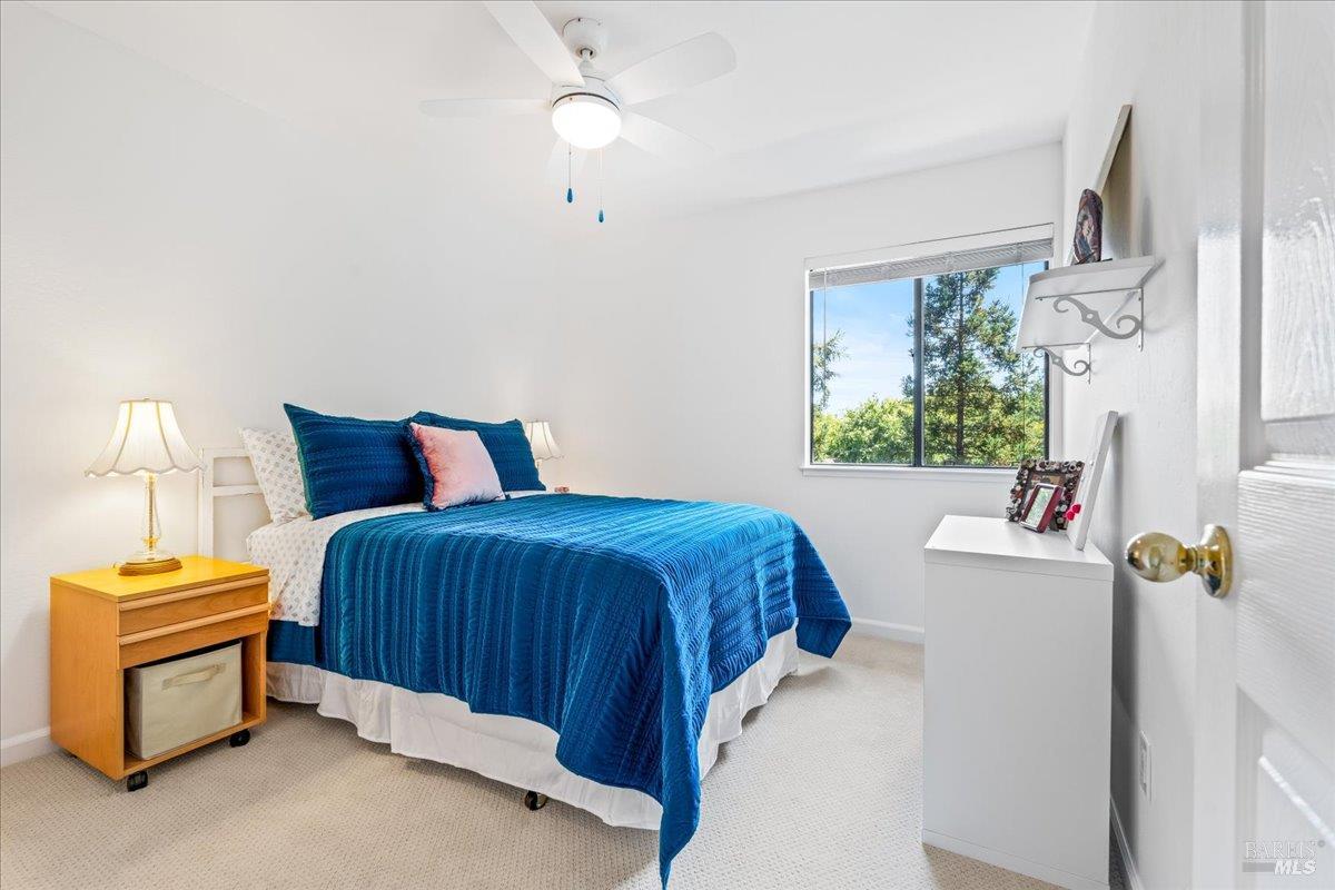 Detail Gallery Image 17 of 26 For 109 Albion Ct, Novato,  CA 94947 - 3 Beds | 2/1 Baths