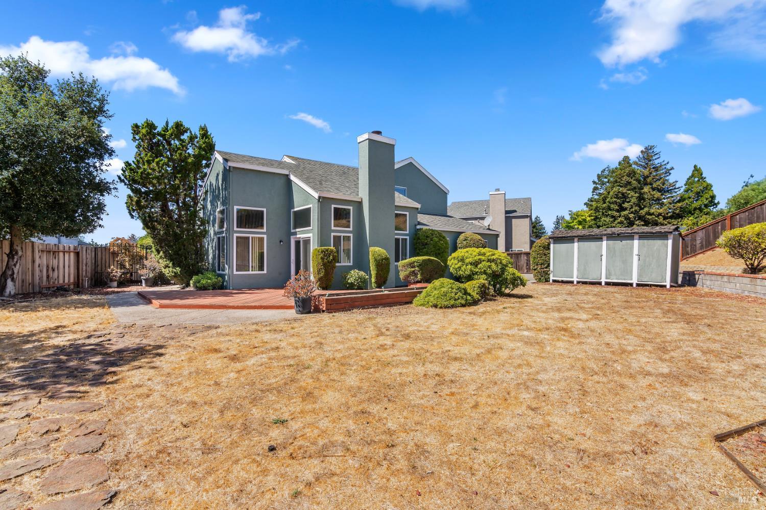 Detail Gallery Image 38 of 45 For 744 Jasmine Ct, Benicia,  CA 94510 - 3 Beds | 2 Baths